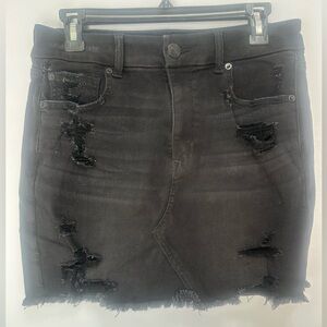 American Eagle Size 10 Distressed Black Denim Skirt NWT